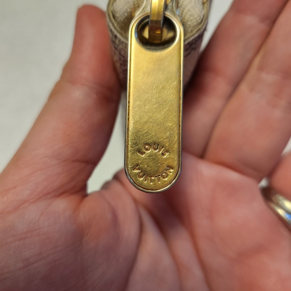 Lv zippy arzu Sold! - Picture 2 of 11